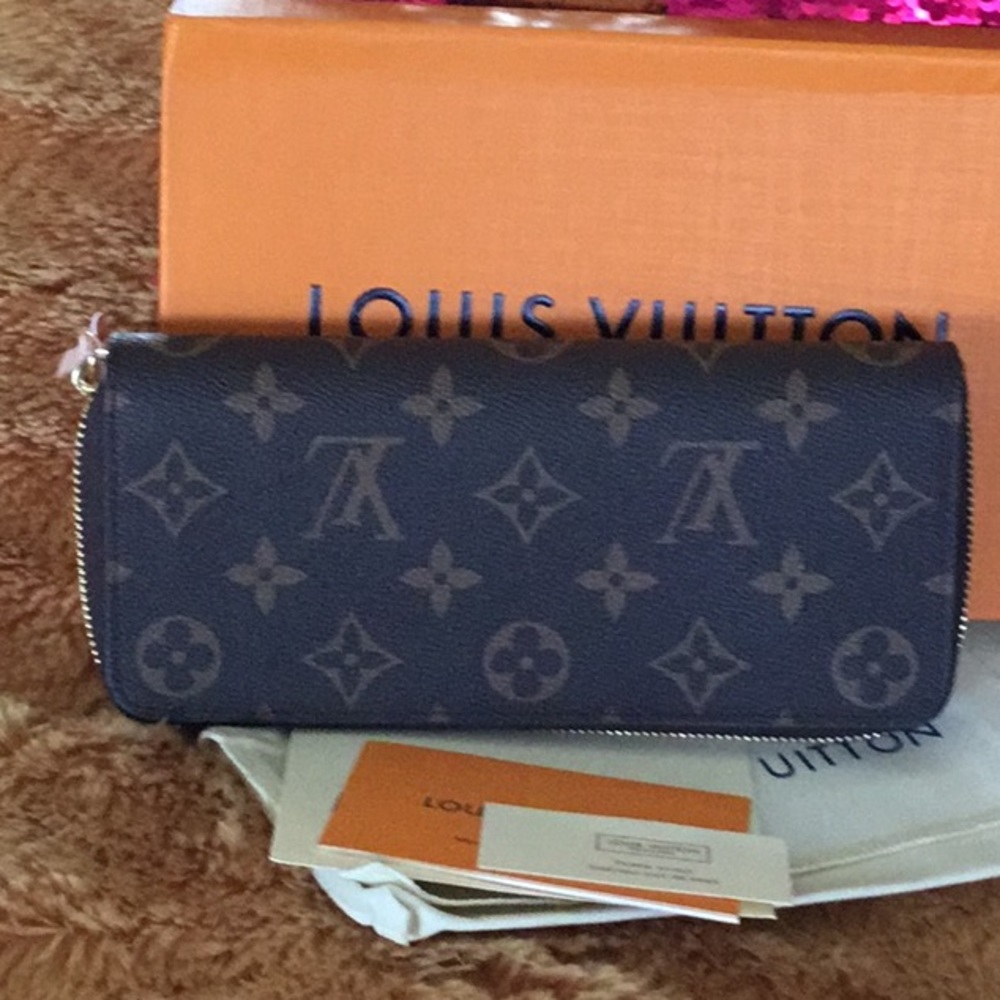Zippy wallet